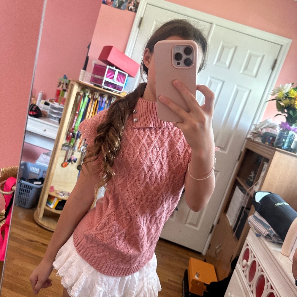 Pink cute sweater size: 7-8